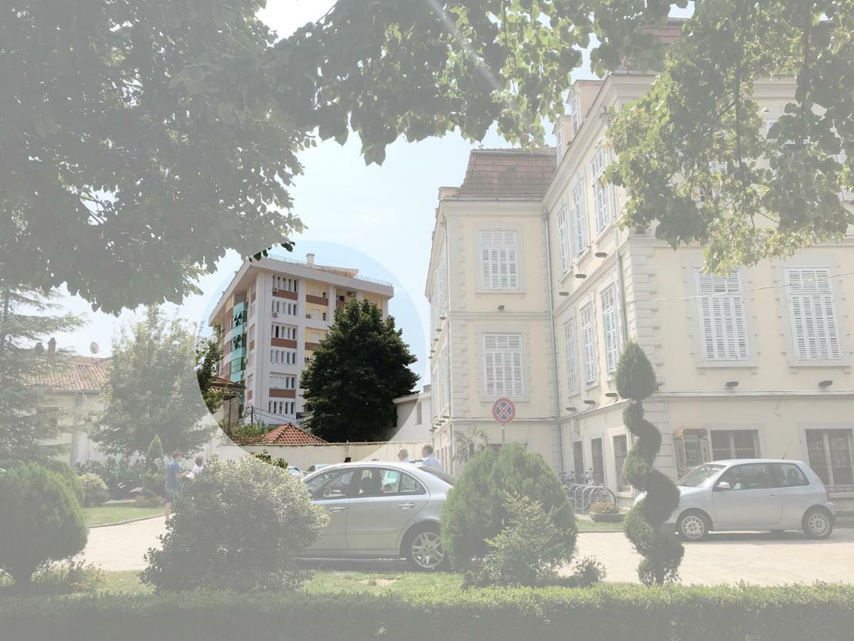 Stay The Night Shkodra Apartment City Centre Eksteriør billede